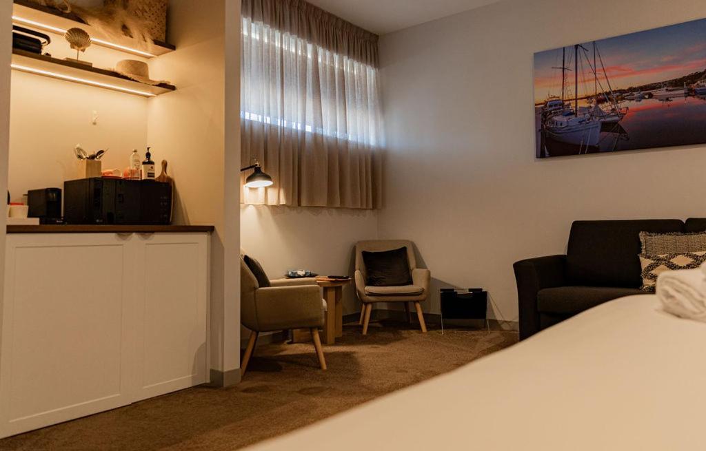Bay Of Fires Apartments - Town Centre Сейнт Хелънс Екстериор снимка