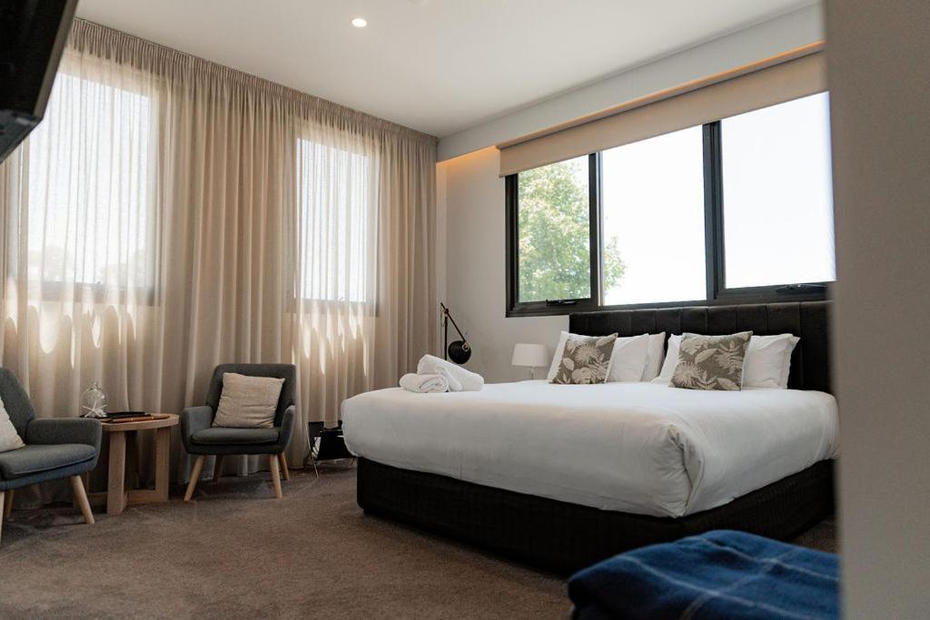 Bay Of Fires Apartments - Town Centre Сейнт Хелънс Екстериор снимка