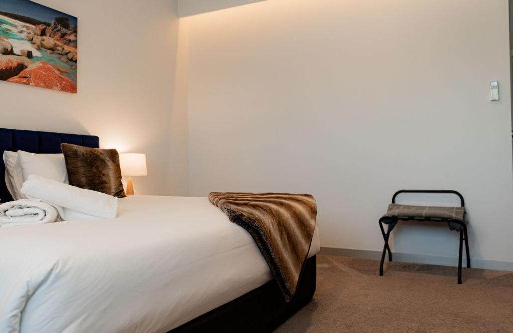 Bay Of Fires Apartments - Town Centre Сейнт Хелънс Екстериор снимка